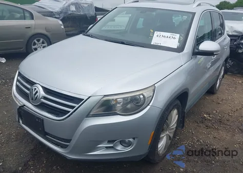 2011 Volkswagen Tiguan Sel z USA, uszkodzony, nr VIN WVGAV7AX1BW520990